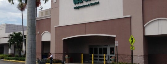 Walmart Neighborhood Market is one of สถานที่ที่ Roger ถูกใจ.