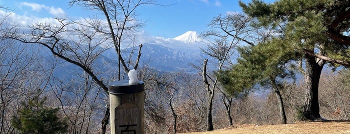 Mt. Momokura is one of 山梨百名山.