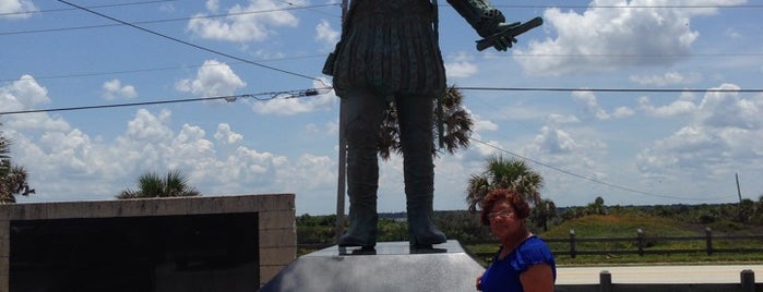 Juan Ponce De Leon Landing is one of สถานที่ที่ Lizzie ถูกใจ.