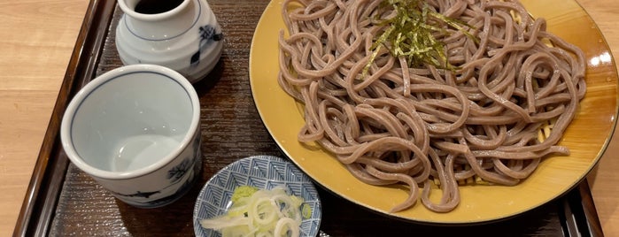 よろず屋 is one of 食べたい蕎麦.