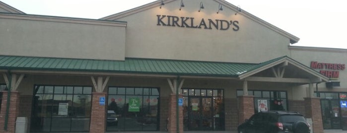 Kirkland's is one of Lieux qui ont plu à Leroy.