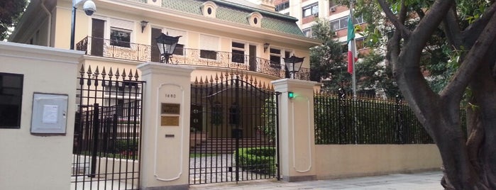 Embajada de México is one of Locais curtidos por santjordi.