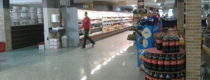 Supermercado Hipernacional is one of Eu estivem aqui.