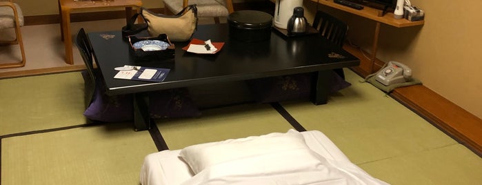 鳴子観光ホテル is one of 癒しの湯.