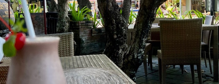 Bebek Tepi Sawah Restaurant is one of Bali: List of place to go.