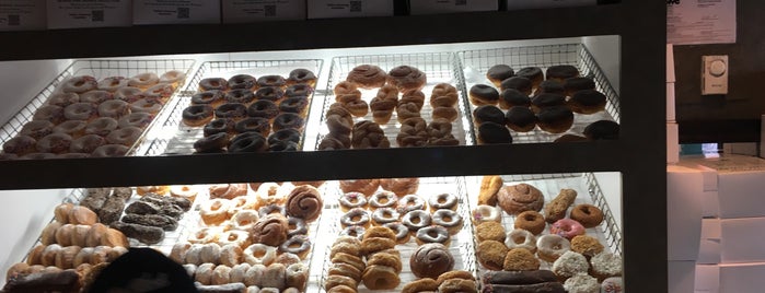 7th Avenue Donuts is one of NYC Baked Goods.