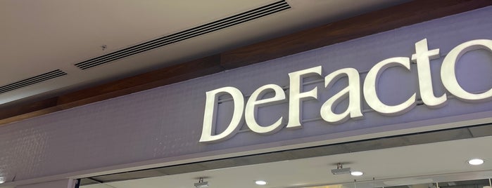 DeFacto is one of Burcuさんのお気に入りスポット.