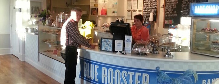 Blue Rooster Bake Shop and Eatery is one of Tempat yang Disukai Siuwai.