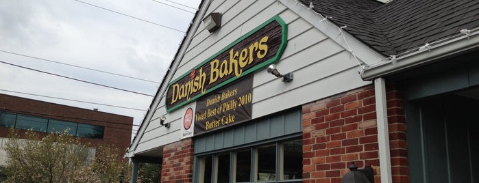 Danish Bakers is one of สถานที่ที่ Brett ถูกใจ.