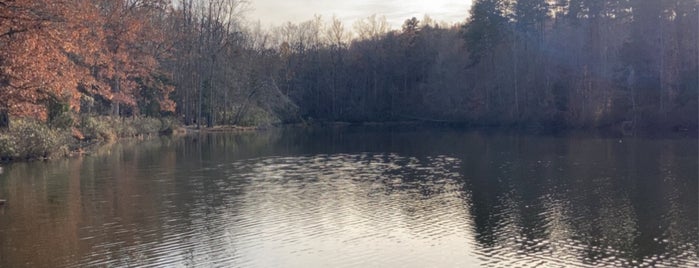 Twin Lakes State Park is one of Virginia State Parks to Visit.