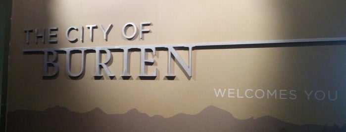 Burien City Hall is one of R B 님이 좋아한 장소.