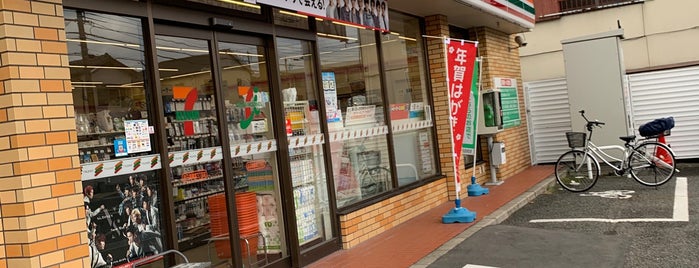 セブンイレブン 伊丹御願塚3丁目店 is one of The コンビニ愛.