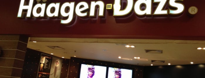 Häagen-Dazs is one of Lieux qui ont plu à Alexandre.