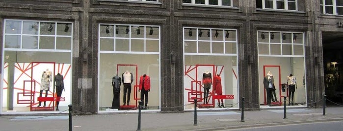 HUGO Store is one of Shopping / Einkaufen in Düsseldorf.