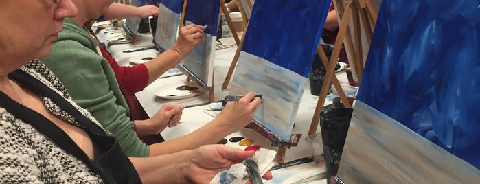 Painting with a Twist is one of Lieux qui ont plu à Clark.