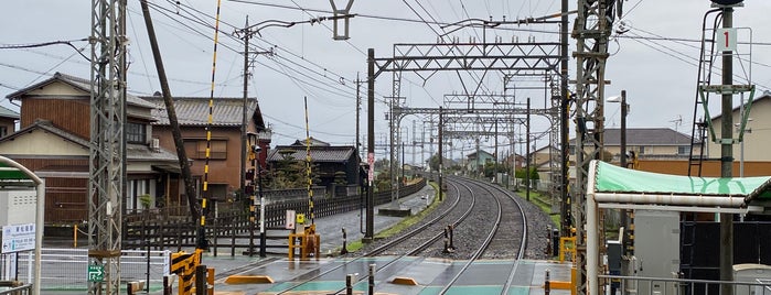 Higashi-Matsusaka Station is one of 近鉄山田線・鳥羽線・志摩線.