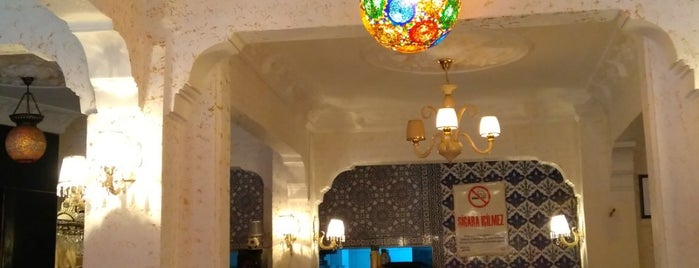 Palmiye Cafe & Restaurant is one of wifi Istanbul.