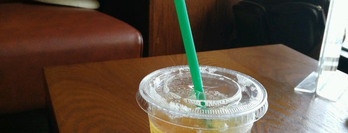 Starbucks is one of 大连.