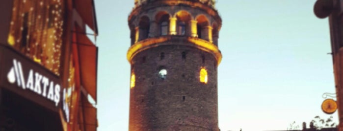 갈라타 탑 is one of 52 Places You Should Definitely Visit in İstanbul.
