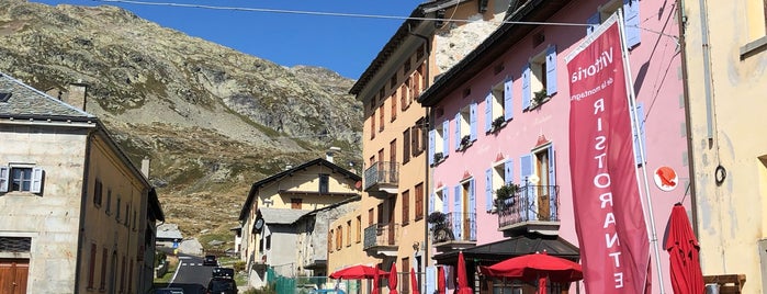 Montespluga is one of Tempat yang Disukai Davide.