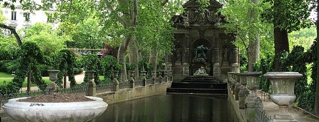 Jardín de Luxemburgo is one of Paris!.