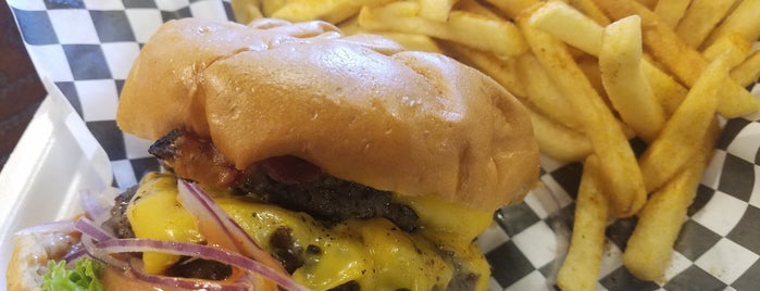 Baam Burger is one of Posti che sono piaciuti a Byron.