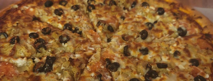 Kilauea Bakery & Pau Hana Pizza is one of Vegan Friendly.