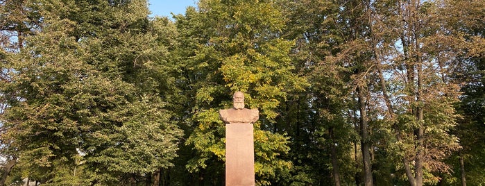Памятник Н. Е. Жуковскому is one of Памятники и скульптуры Москвы.