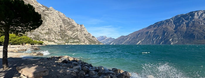 Spiaggia di Limone is one of Gardasee.