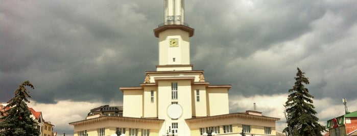 Площа Ринок / Rynok Square is one of ІФ.