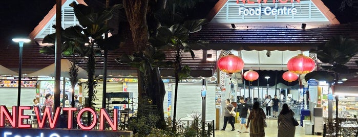 Newton Food Centre is one of Micheenli Guide: Singapore hawker centres at night.