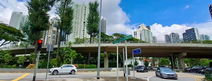 Newton Circus (Traffic Circle) is one of Singapore.