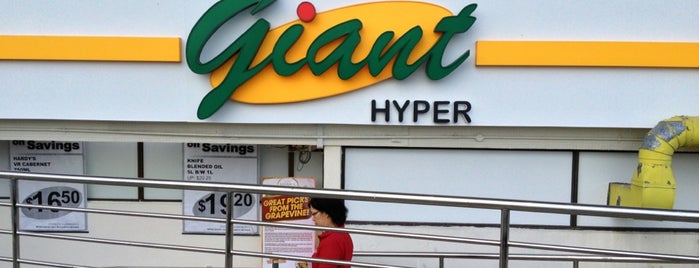 Giant Hyper is one of Tempat yang Disukai P.