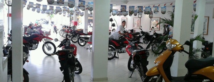 James Moto Shop is one of visitar.
