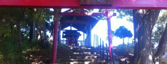 狐崎稲荷神社 is one of Shinto shrine in Morioka.