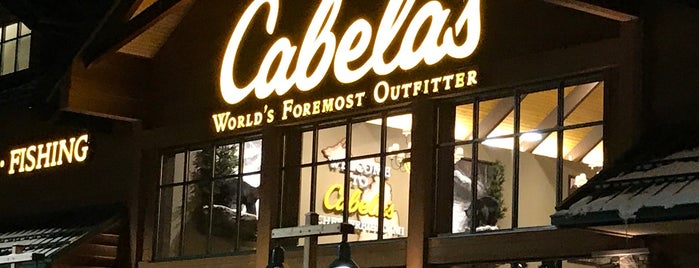 Cabela's is one of Orte, die Greg gefallen.