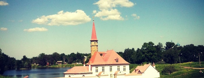 Приоратский парк is one of Город на выходные: Гатчина.