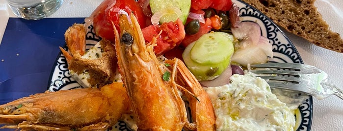 Η Στοά is one of Athens Best: Seafood.