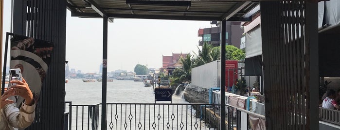 ท่าเรือวังหลัง (ศิริราช) Wang Lang (Siriraj) Pier N10 is one of Yodpha : понравившиеся места.