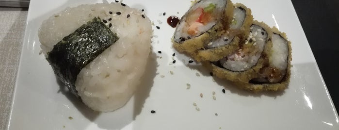 Sushi Maison Fusion Restaurant is one of Etnici.