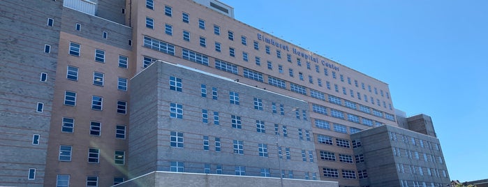 Elmhurst Hospital Center is one of Orte, die Manny gefallen.