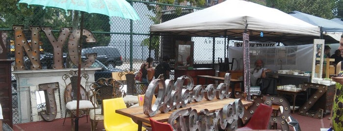 Brooklyn Flea - Fort Greene is one of Stores to Visit.