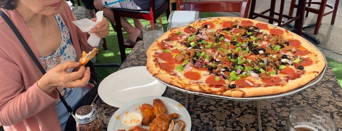 Pedone's Pizza & Italian Food is one of Hermosa Beach.
