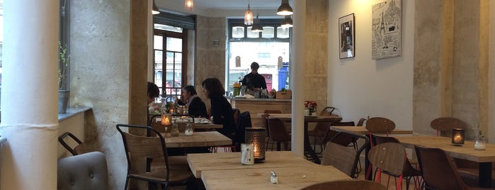 Strada Café is one of To GO in PARIS.