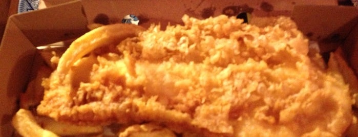 Simpson's Fish & Chips is one of Locais salvos de Kyvin.
