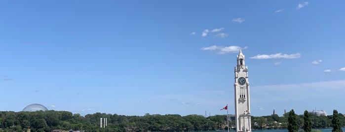 Belvédère du Chemin-Qui-Marche is one of Montréal.