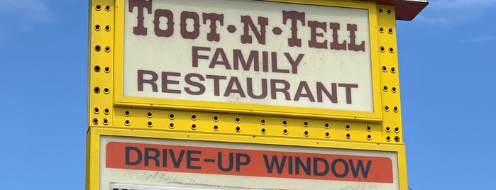 Toot-N-Tell is one of Triangle Food.