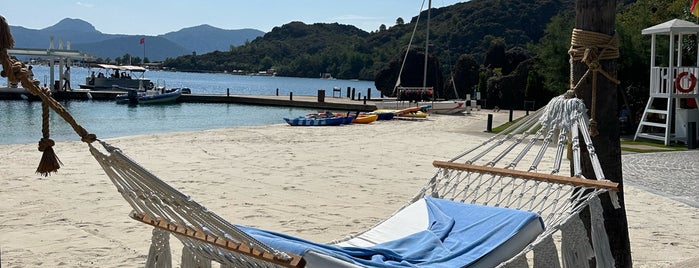 Maris Beach is one of Tatil.