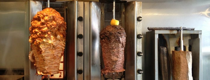 Sultan Shawarma is one of Orte, die Ryaneric gefallen.