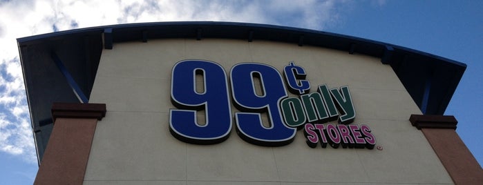 99 Cents Only Stores is one of Orte, die TheDL gefallen.
